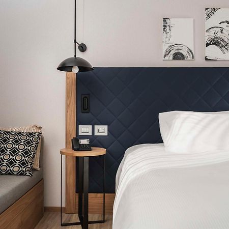 Hilton Garden Inn Padova City Centre エクステリア 写真
